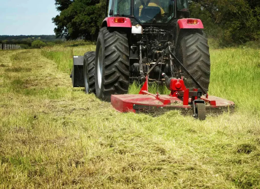 Land clearing tractor
